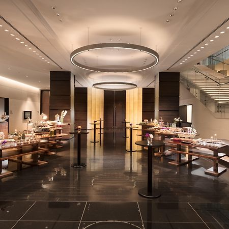 Conrad Tokyo Hotel Kültér fotó