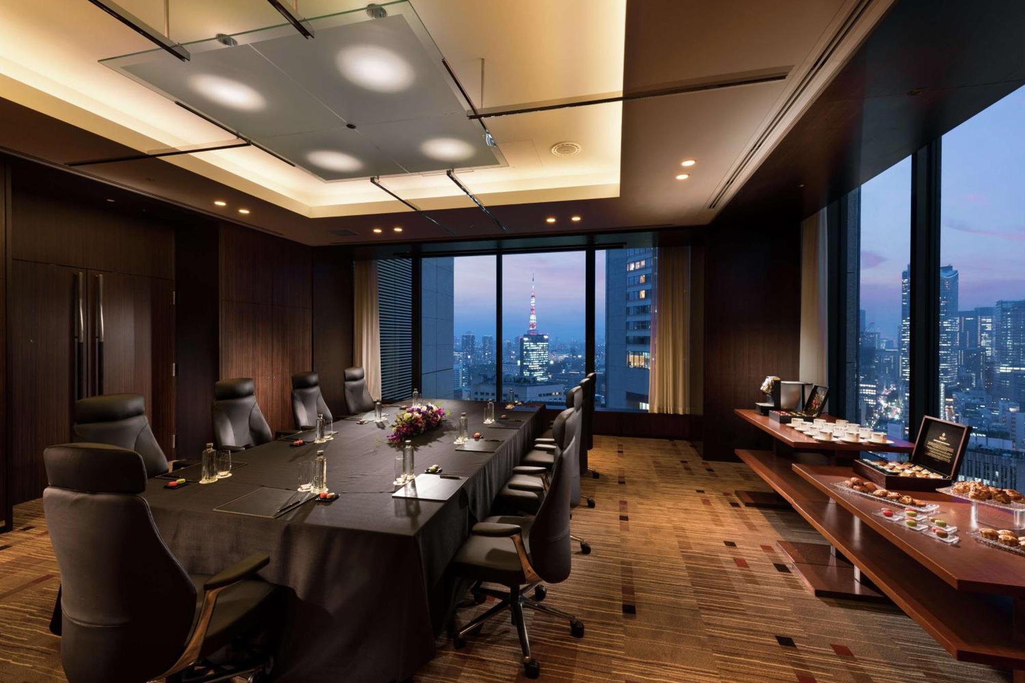 Conrad Tokyo Hotel Kültér fotó