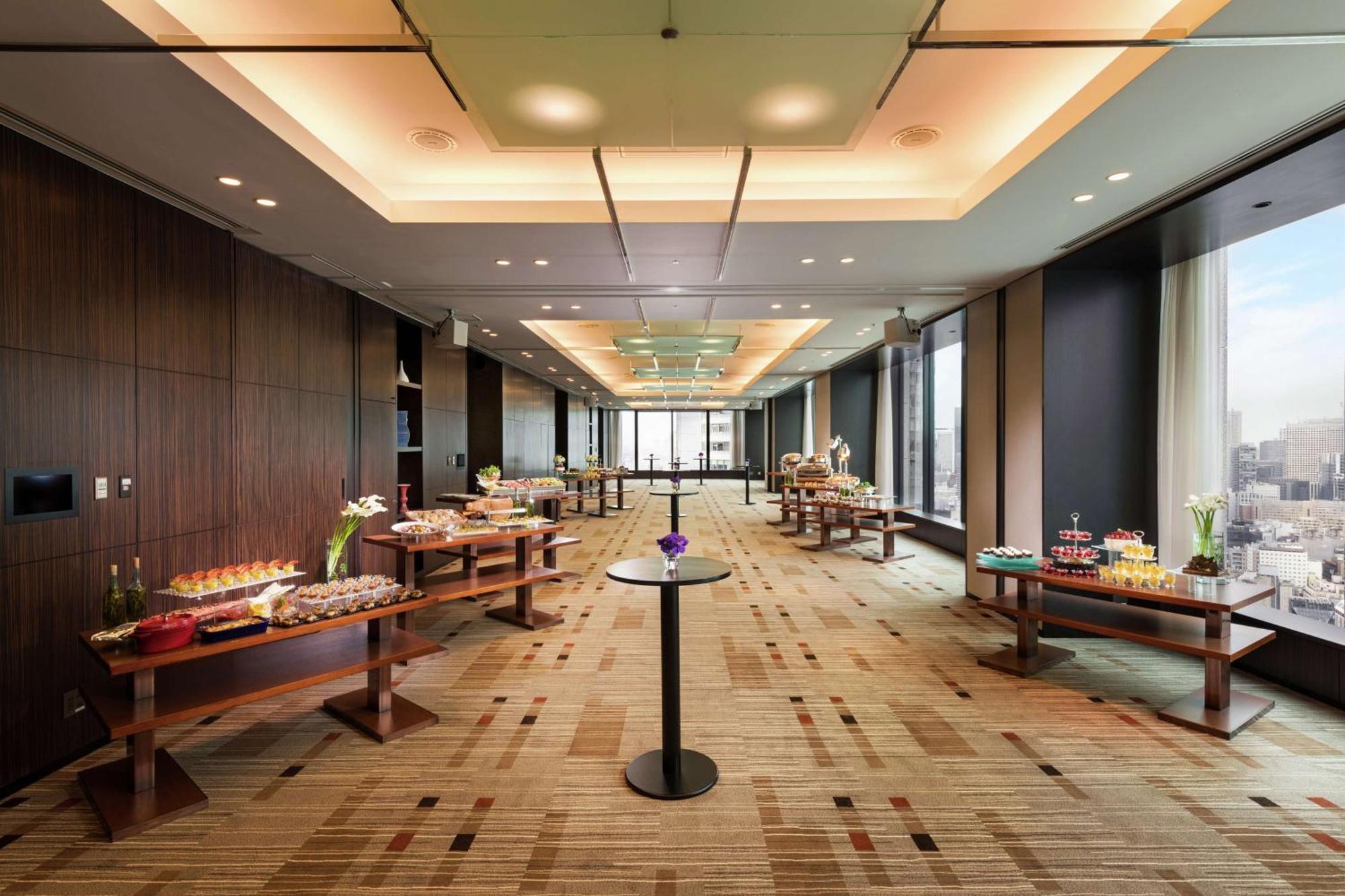 Conrad Tokyo Hotel Kültér fotó