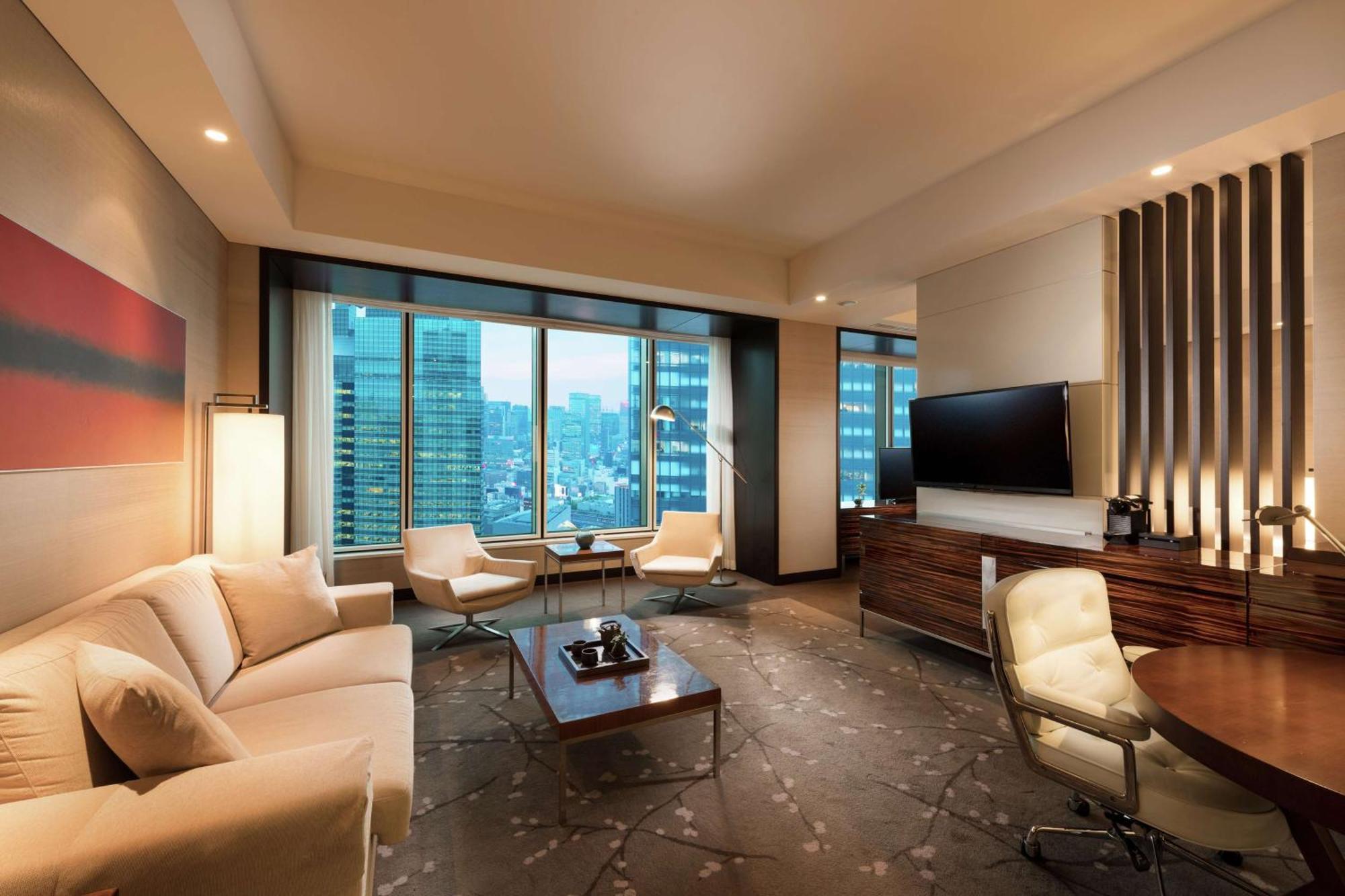 Conrad Tokyo Hotel Kültér fotó